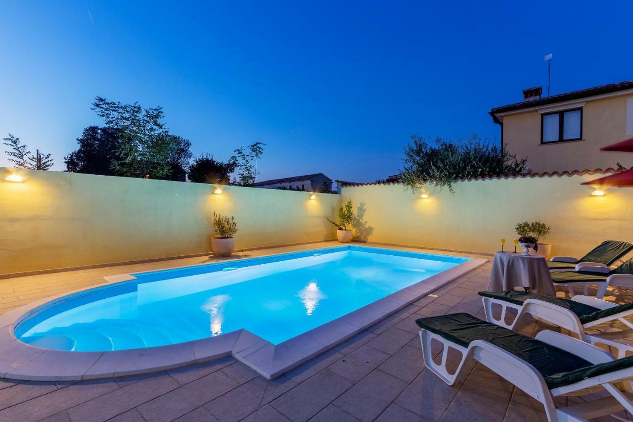 Villa Monique Vodnjan Exterior photo